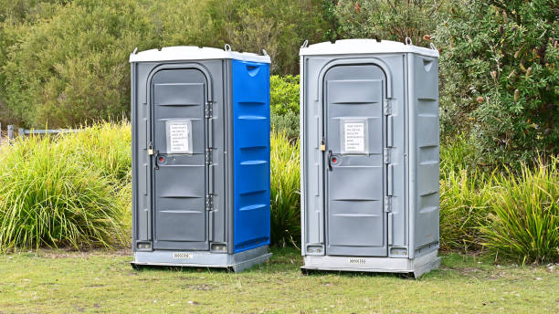 Types of Portable Toilets We Offer in Hialeah Gardens, FL